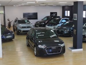 mandataire - concessionnaire villefranche sur saone - Gobet Automobile - hall exposition